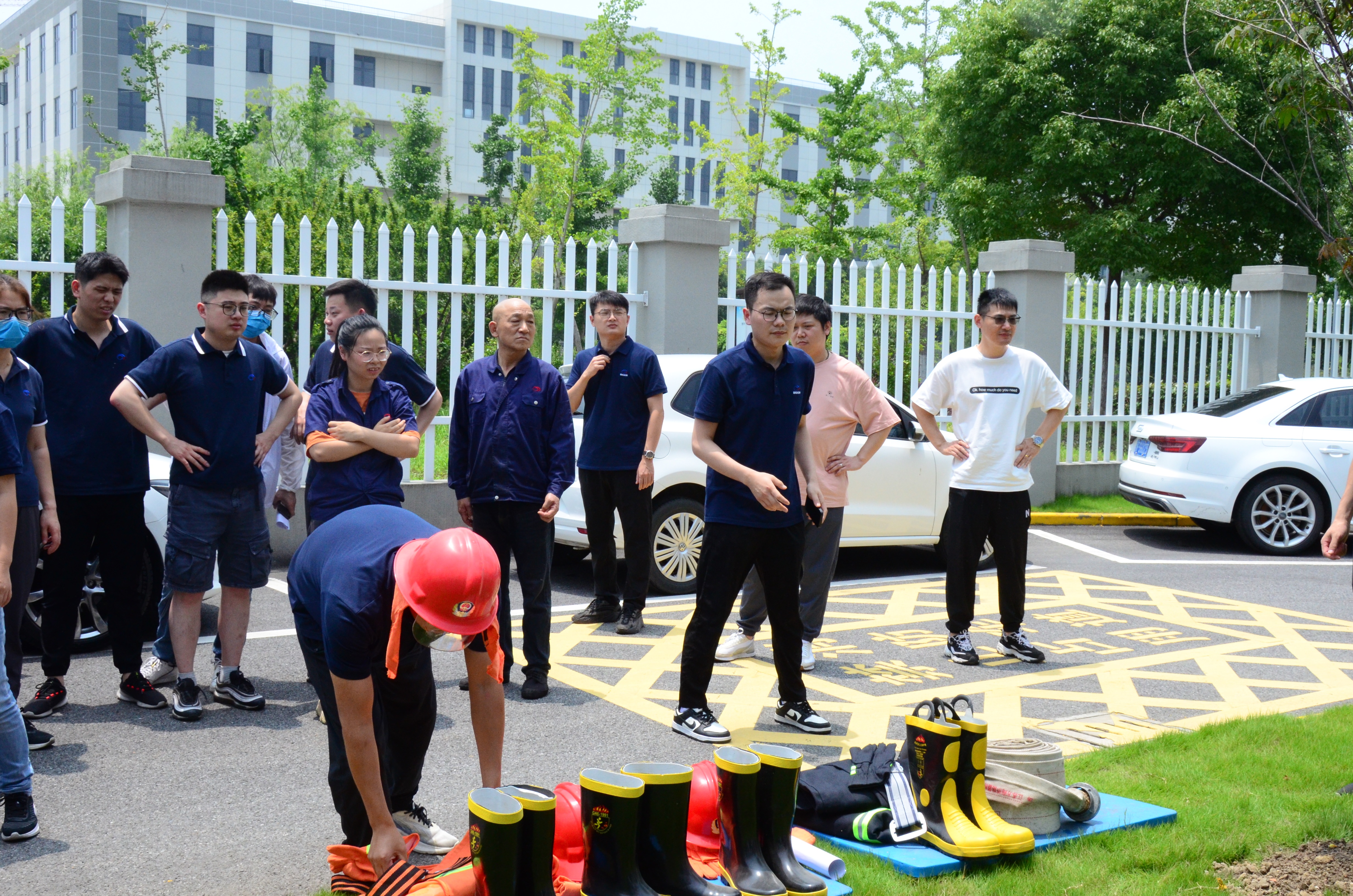 人人講安全！個(gè)個(gè)會(huì)應(yīng)急！04